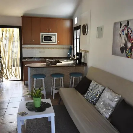 Bungalows Santa Fe Alejandro * Maspalomas (Gran Canaria)